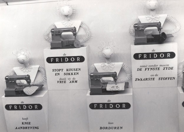 Fridor, naaimachinefabriek, Huishoudbeurs, 1948