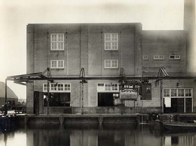 De Sierkan, melkinrichting, Lulofsstraat, jaren 30