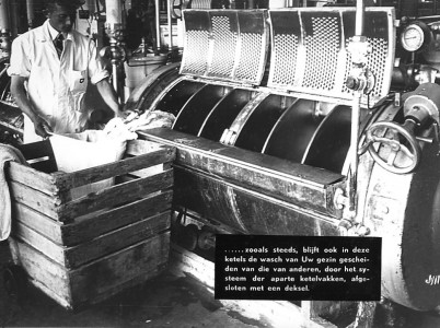 Zwitsersche Waschinrichting en ververij ‘Rijswijk’, Geestbrugkade 33-38, 1947