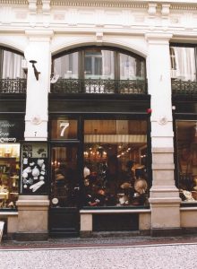 Ladies Paradise, hoedenwinkel, Passage 7, jaren 90