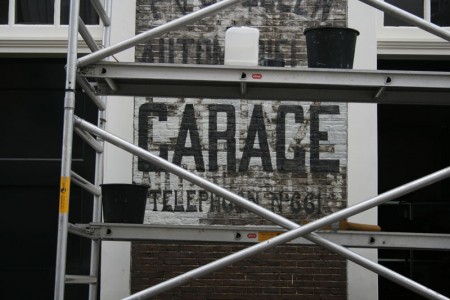 Van Osselen, rijwielen en auto's, Kazernestraat, Nieuwe Schoolstraat, 2013