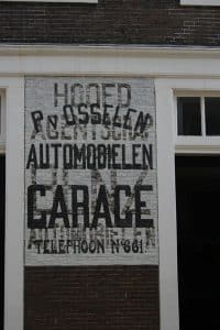 Van Osselen, rijwielen en auto's, Kazernestraat, Nieuwe Schoolstraat, 2013