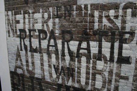 Van Osselen, rijwielen en auto's, Kazernestraat, Nieuwe Schoolstraat, 2013