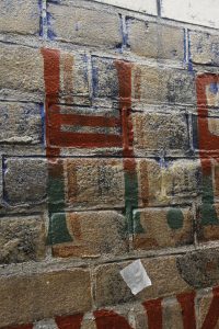 Tasmanstraat 147, muurreclames, 2012