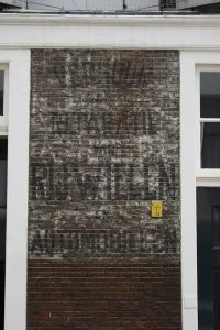 Van Osselen, rijwielen en auto's, Kazernestraat, Nieuwe Schoolstraat, 2013