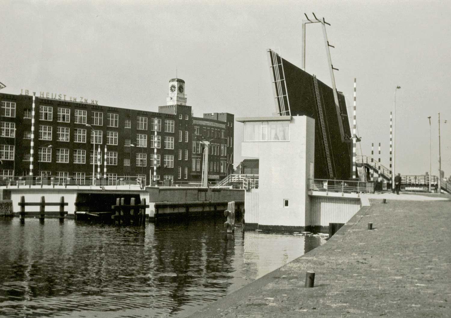 Brug, Leeghwaterplein, 1968