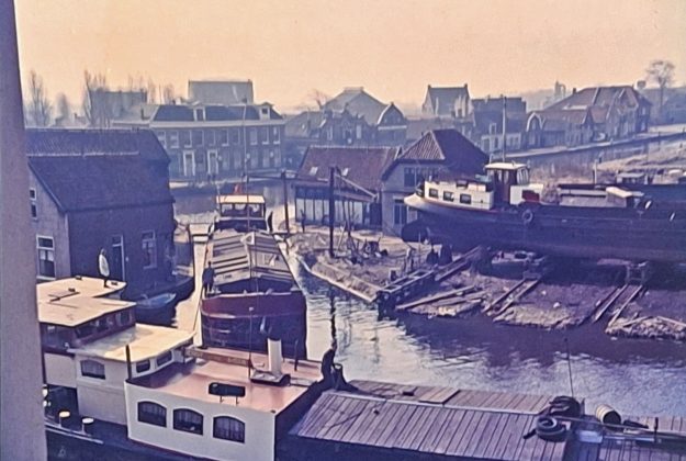 Van Ravesteyn, machinefabriek en jachtwerf, Sluiskant 2, Leidschendam, 1963