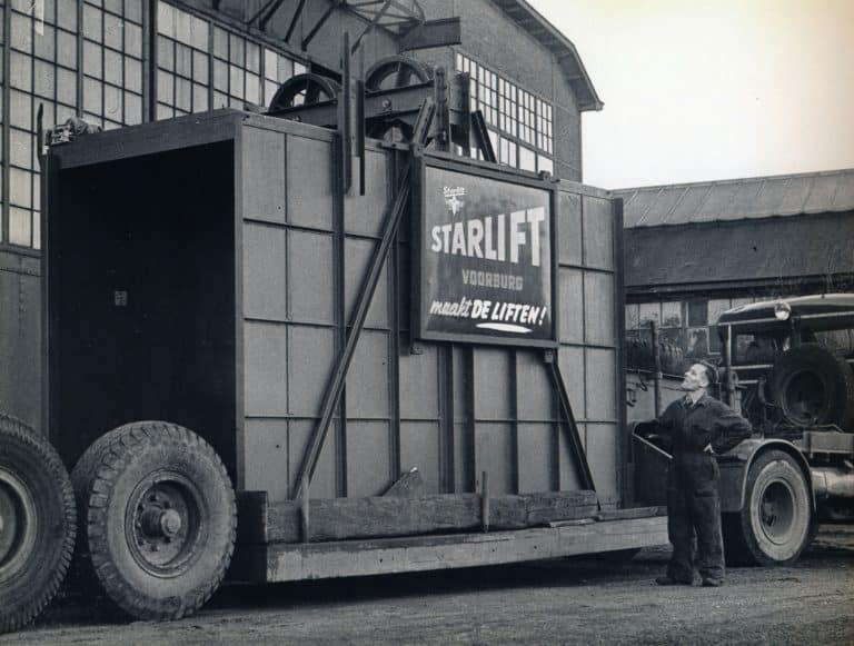 Starlift, transport liftkooi, Westvlietweg, Leidschendam